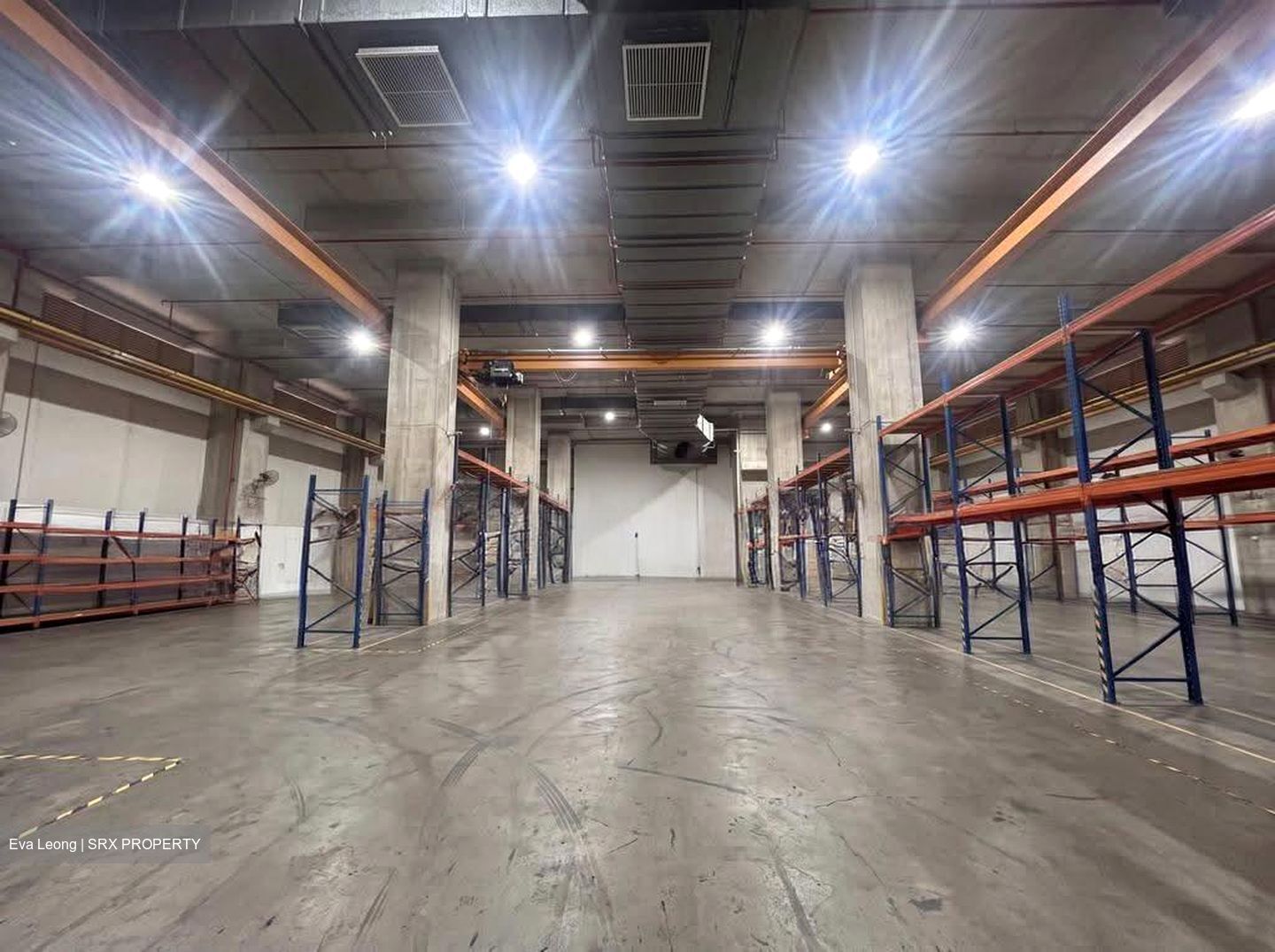 Penjuru Lane (D22), Warehouse #613067341